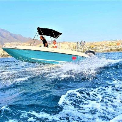 - Bareboat jacht charter in Tenerife zuid met Bayliner E18
